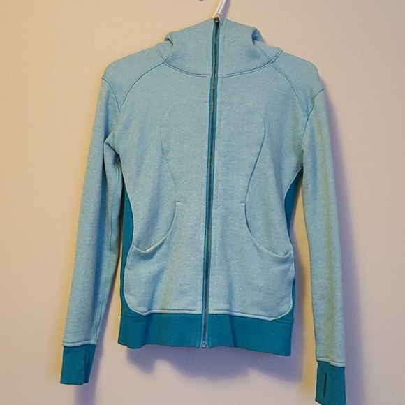 Lululemon size 4 blue zip up sweater - Picture 1 of 3